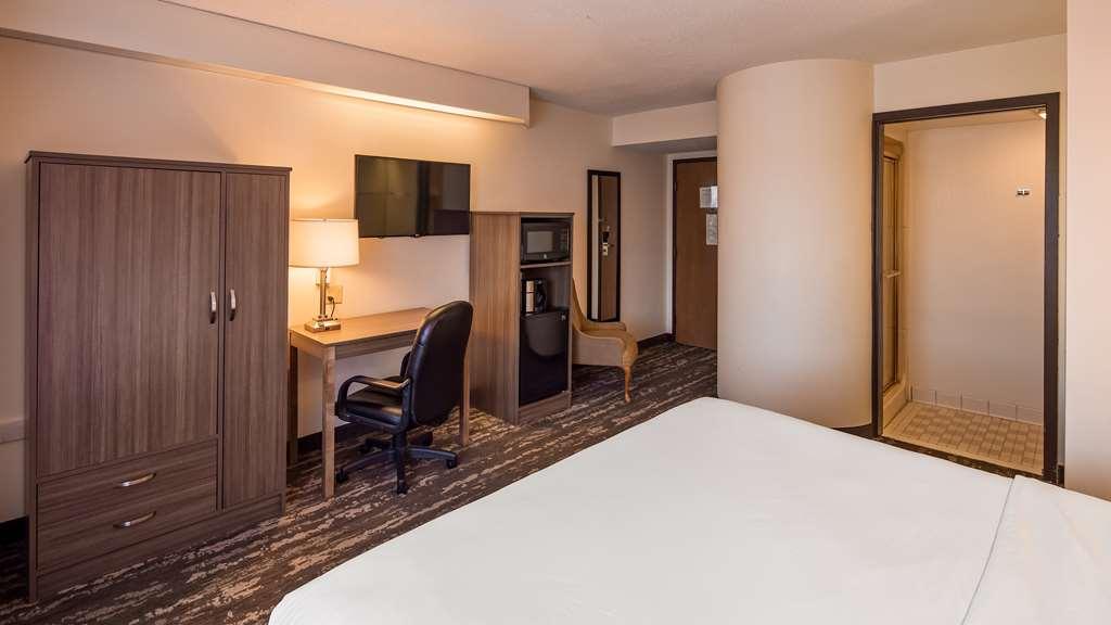 Charlevoix Inn & Suites Surestay Collection By Best Western חדר תמונה